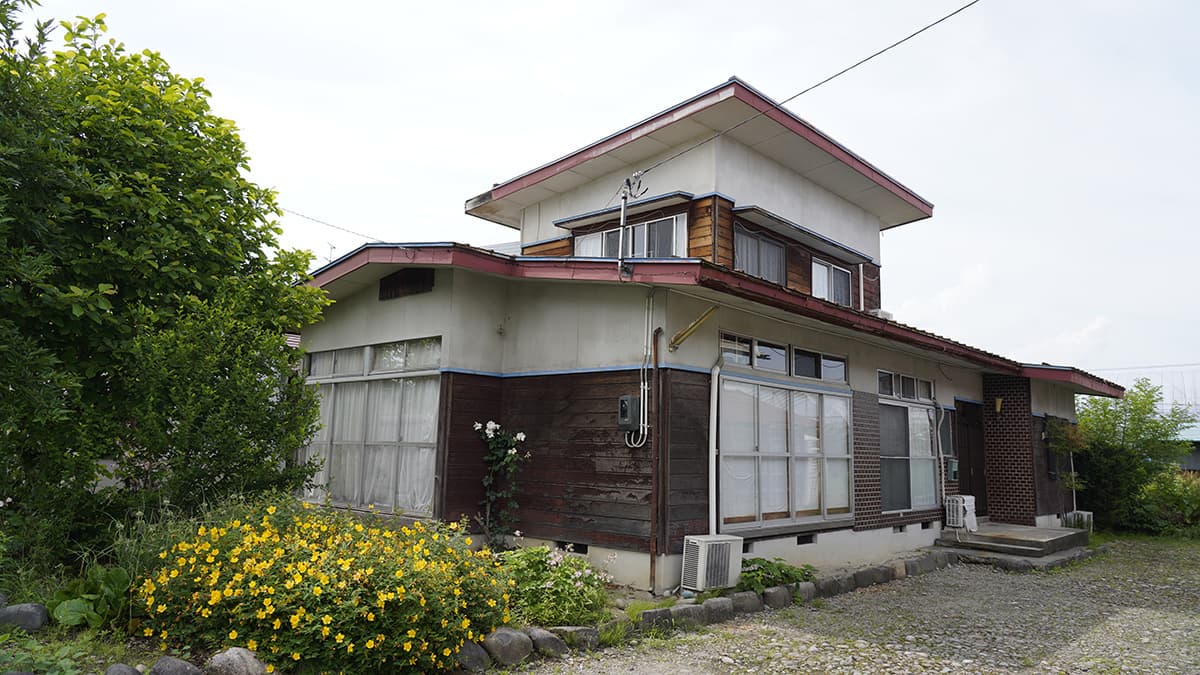 slide_6.jpg